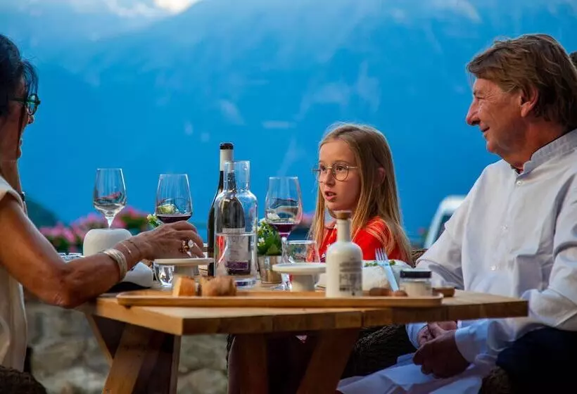 ホテル Le V De Vaujany