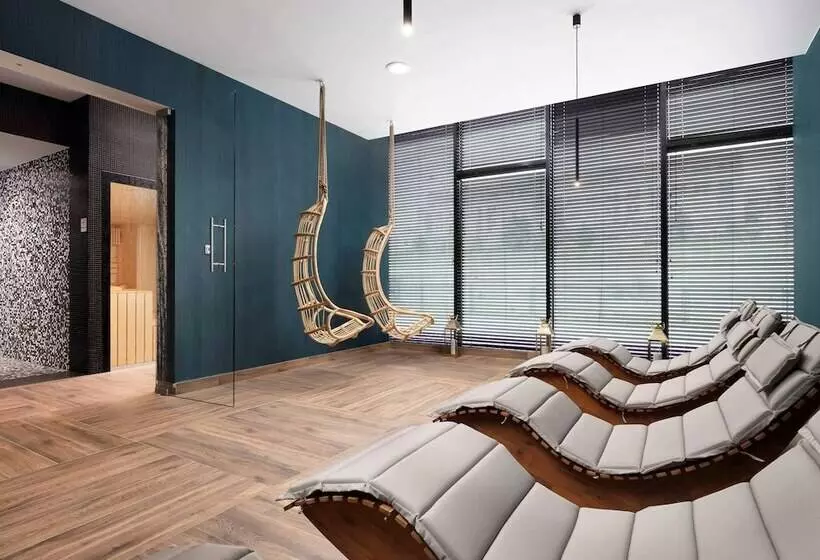 ホテル Mercure Warszawa Ursus Station