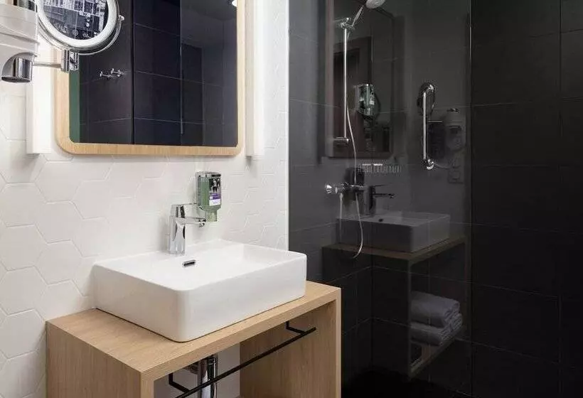 ホテル Mercure Warszawa Ursus Station