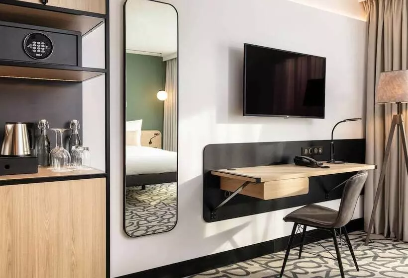 ホテル Mercure Warszawa Ursus Station