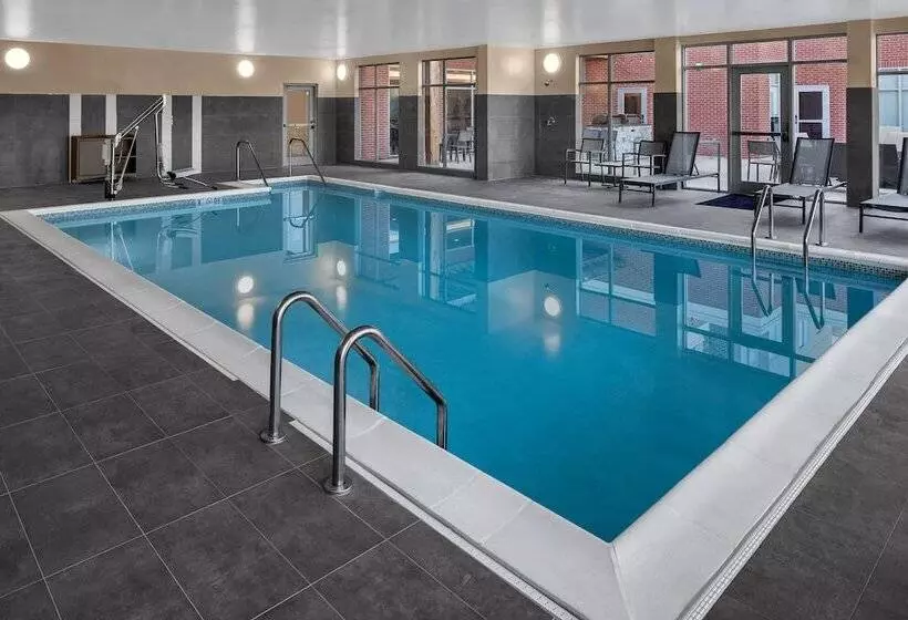 هتل Residence Inn Richmond Midtown/glenside