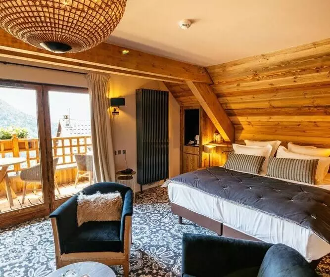 ホテル Le V De Vaujany