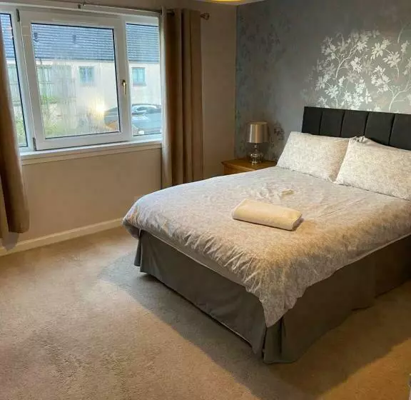 Majatalo Ivy Cottage Serviced Accommodation