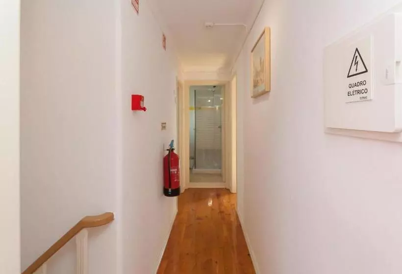 پانسیون Mouralua