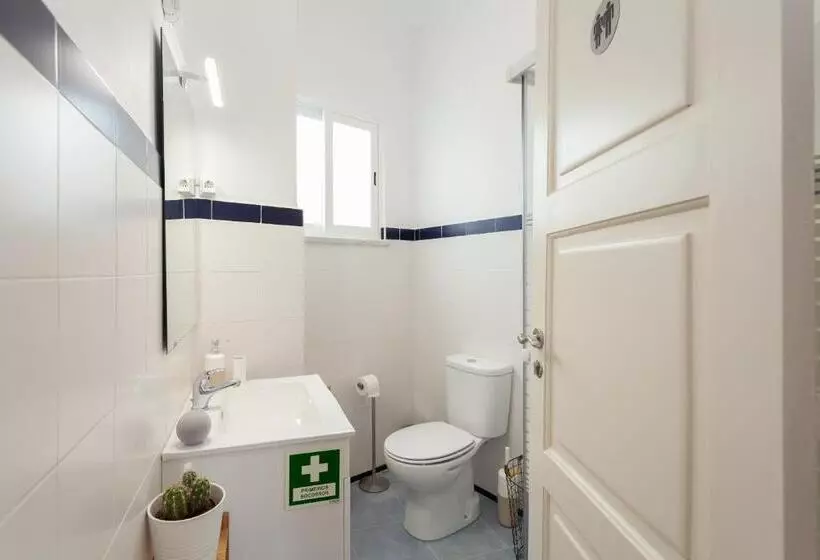 پانسیون Mouralua