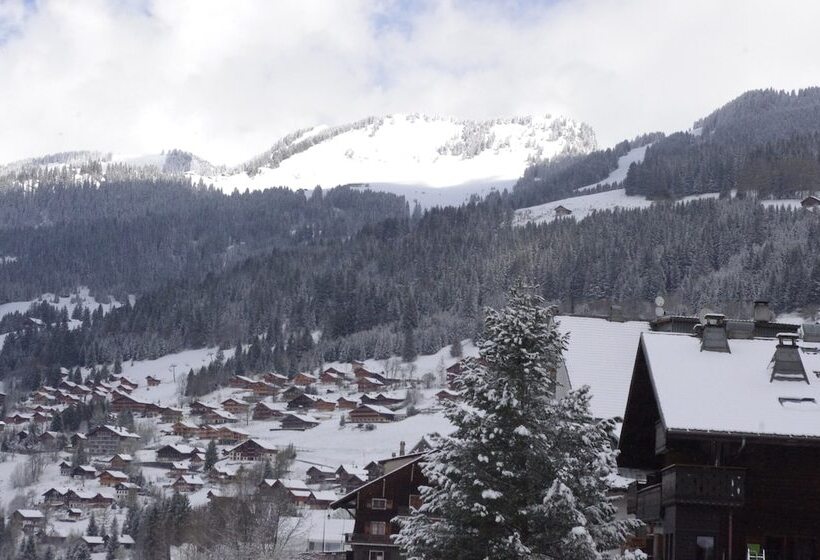 Central Hostel Chatel