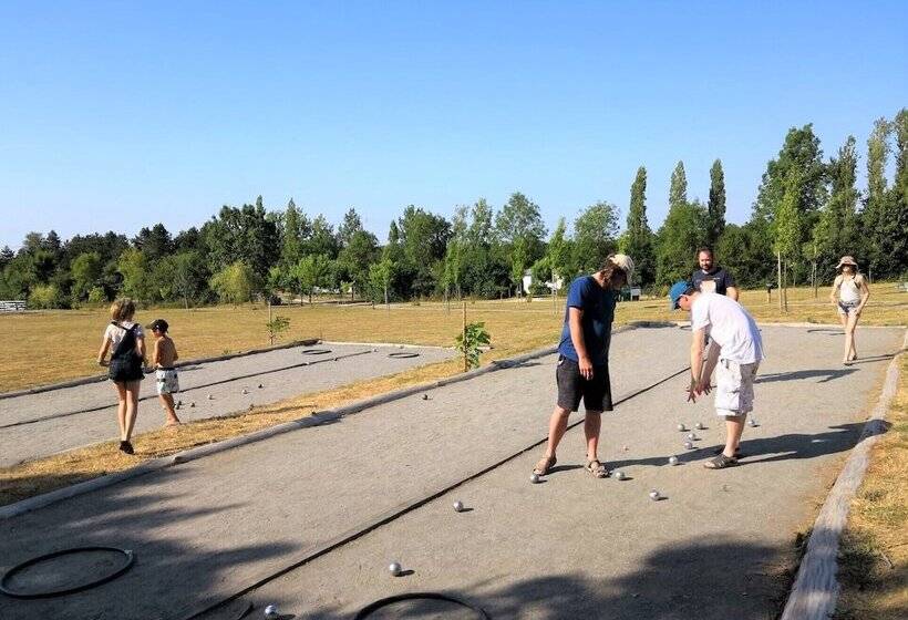 ホテル Camping Campilo