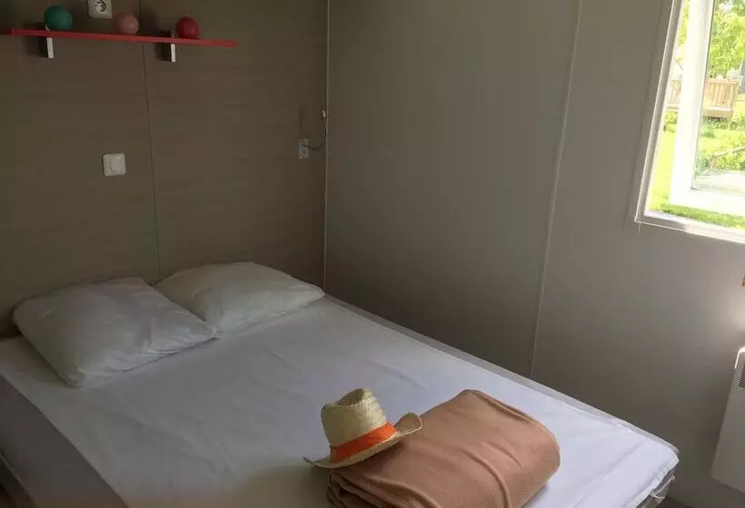 ホテル Camping Campilo