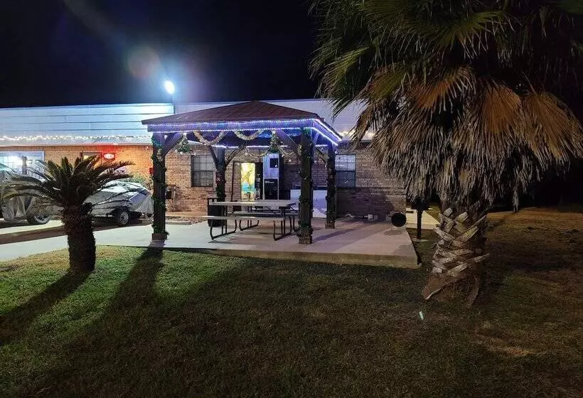 Motelli Coldspring Inn