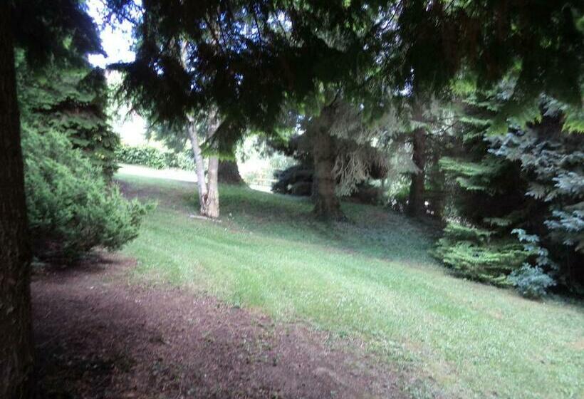 Пансион Camden House