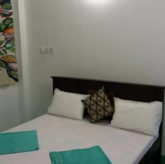 پانسیون Easy Life Happy Home