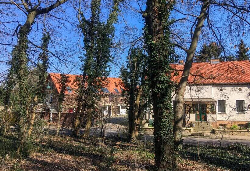 بنسيون Landhof Potsdam