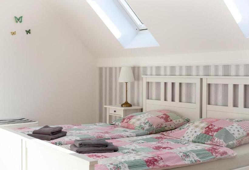 بنسيون Landhof Potsdam