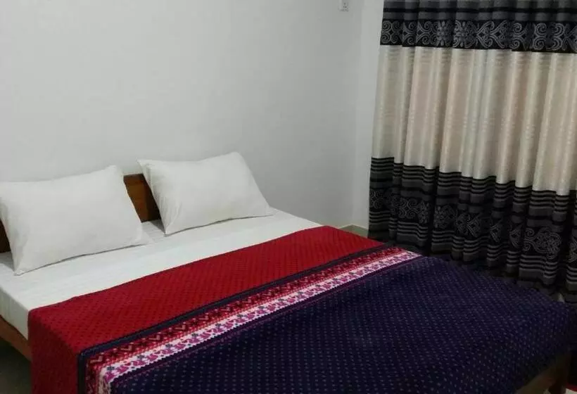 Tea Breeze Motel