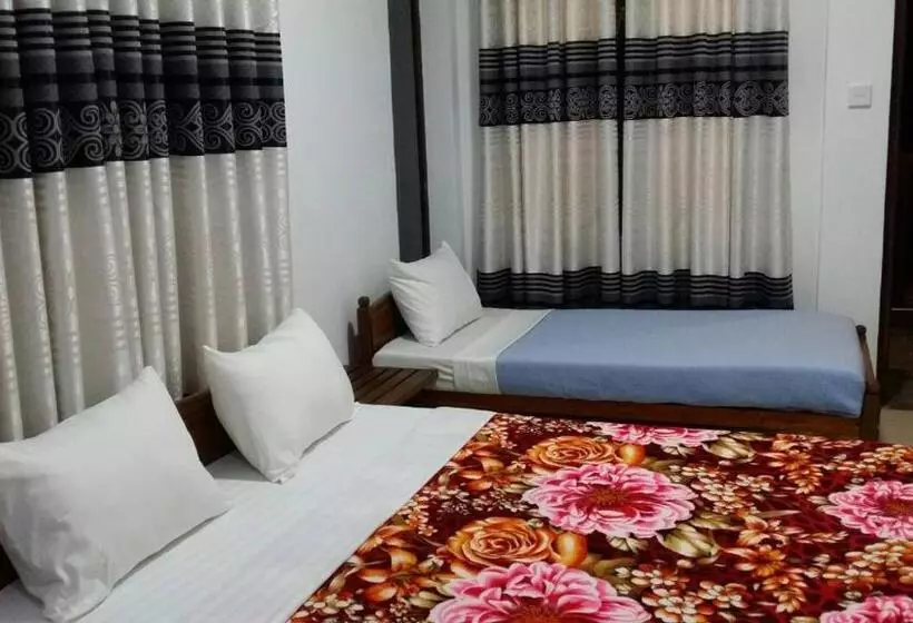 Tea Breeze Motel