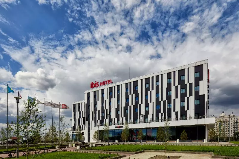 هتل Ibis Aktobe