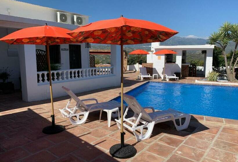 פנסיון Casa Bambu Apartresort