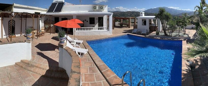 פנסיון Casa Bambu Apartresort