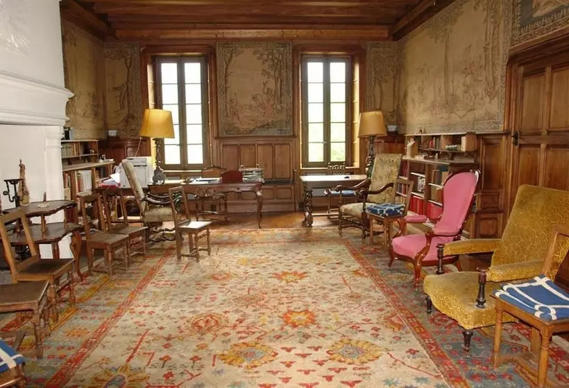 ペンション Chateau Du Donjon