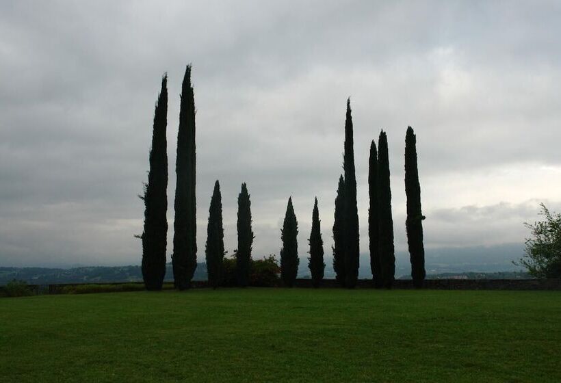 פנסיון Chateau Du Donjon