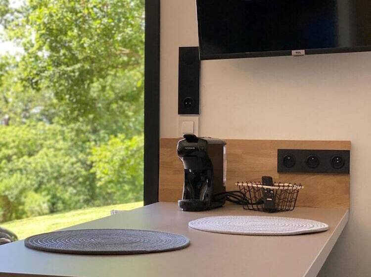 بنسيون Halte à Reyrieux