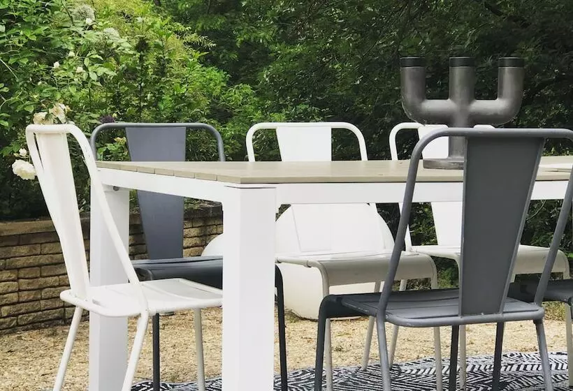 ペンション Halte à Reyrieux