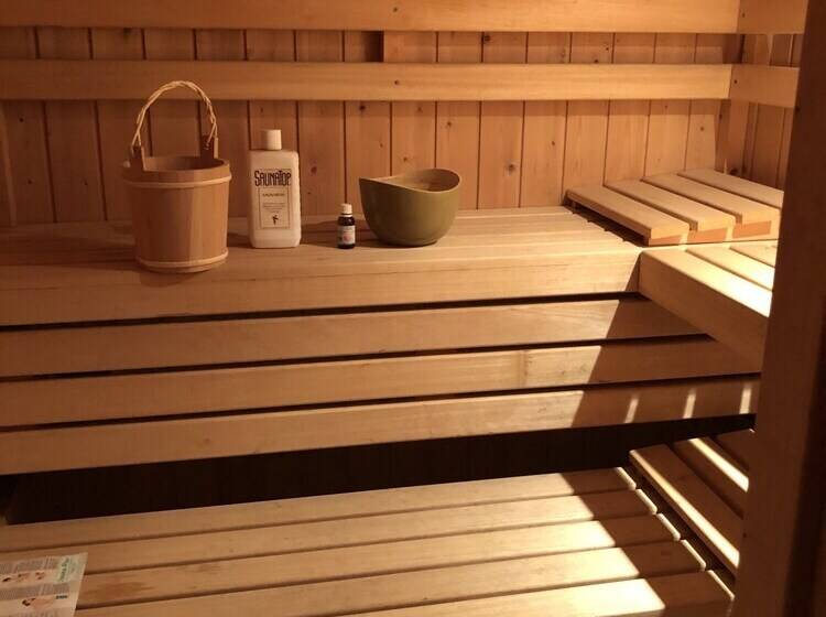 بنسيون Halte à Reyrieux