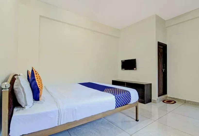 ホテル Spot On Advaitha Boarding And Lodging