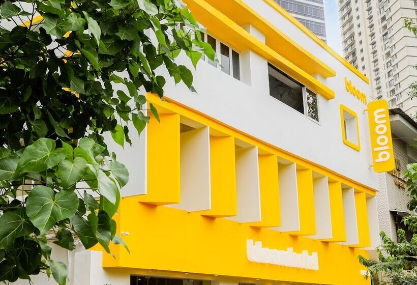 Bloom Hotel   Worli