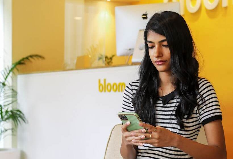 Bloom Hotel   Worli