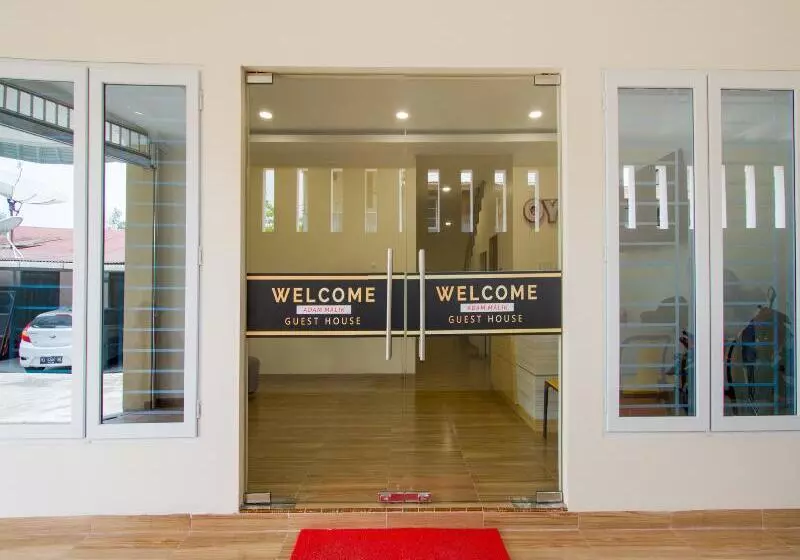 ホテル Adam Malik Guesthouse Near Regale Icc Medan Mitra Reddoorz