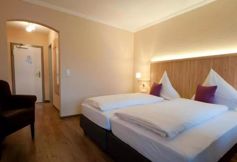 Hotelli Gasthof Sperrer