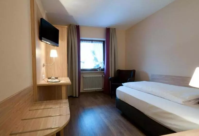 Hotelli Gasthof Sperrer