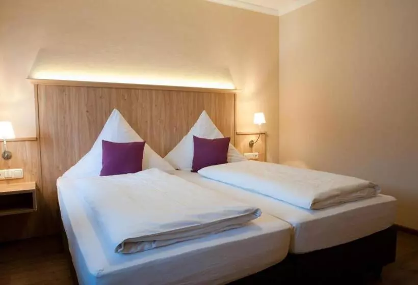 Hotelli Gasthof Sperrer