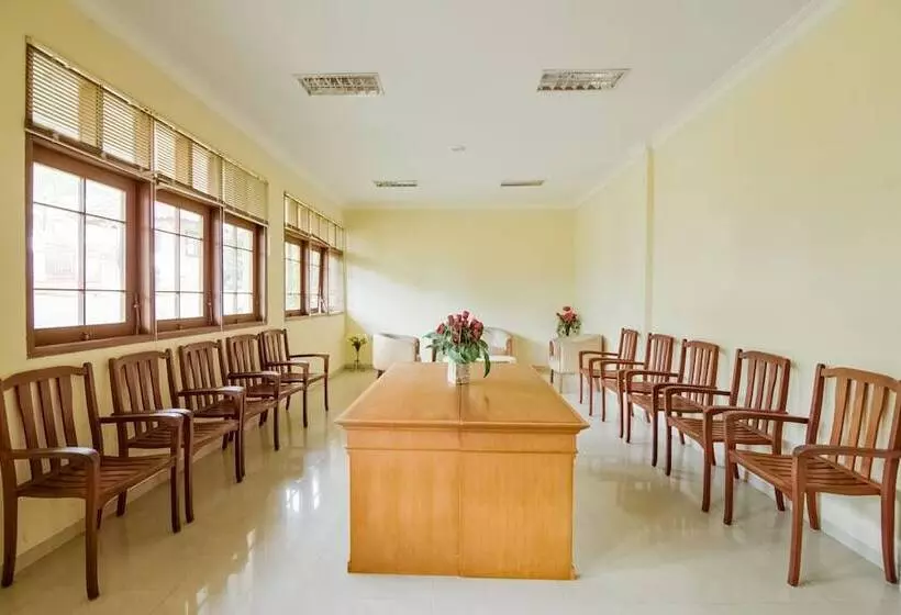 Hotell Wisma Langen Werdhasih