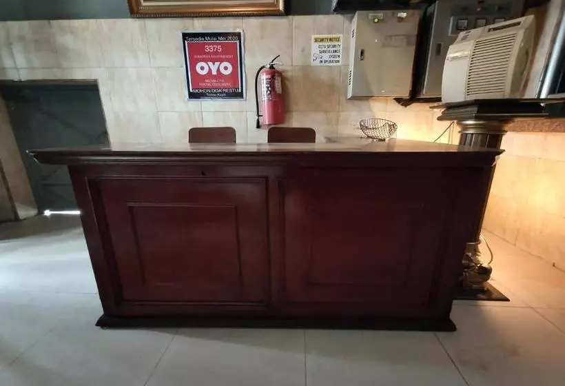 Hotelli Oyo 3375 Sumatera Agustinekost