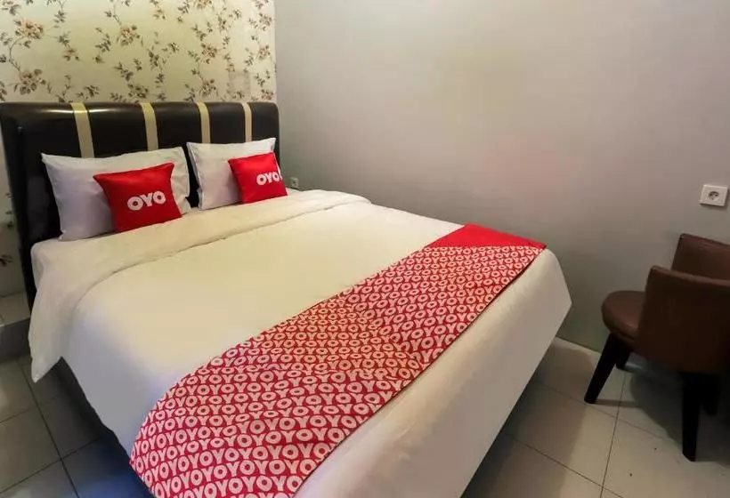 Hotelli Oyo 3375 Sumatera Agustinekost
