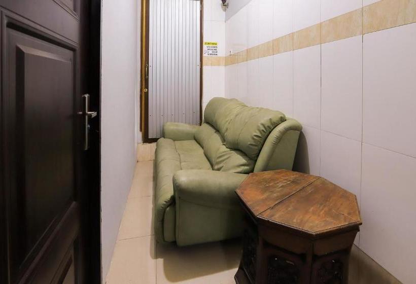 Hotel Oyo 3375 Sumatera Agustinekost