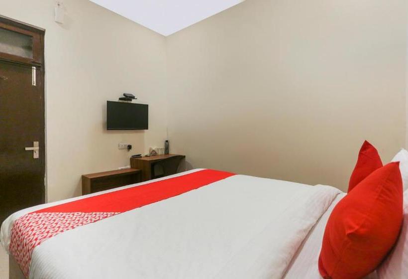 Hotell Oyo 39768  Modinagar International
