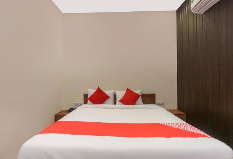 Hotell Oyo 39768  Modinagar International