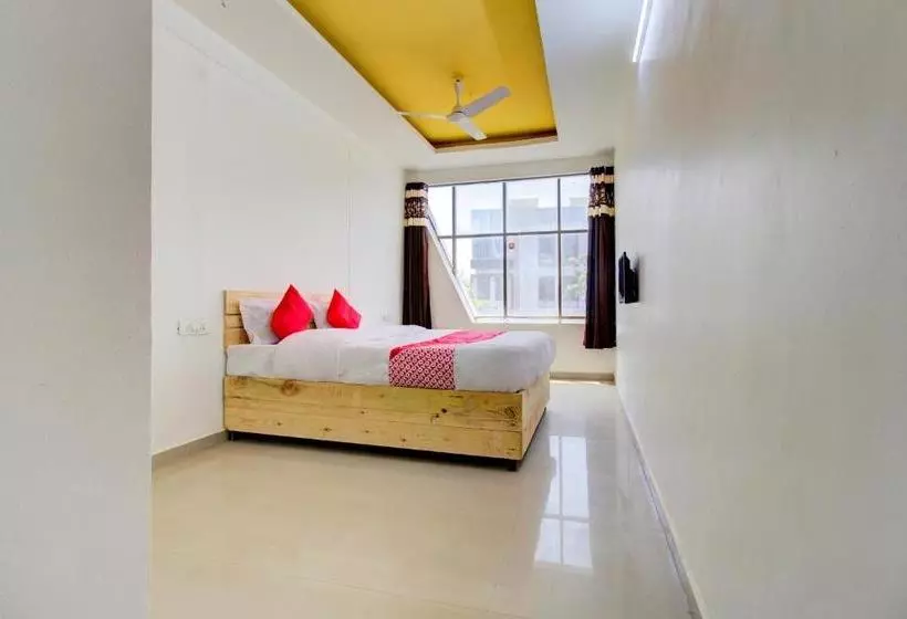 ホテル Oyo 70282 Soham Service Apartment