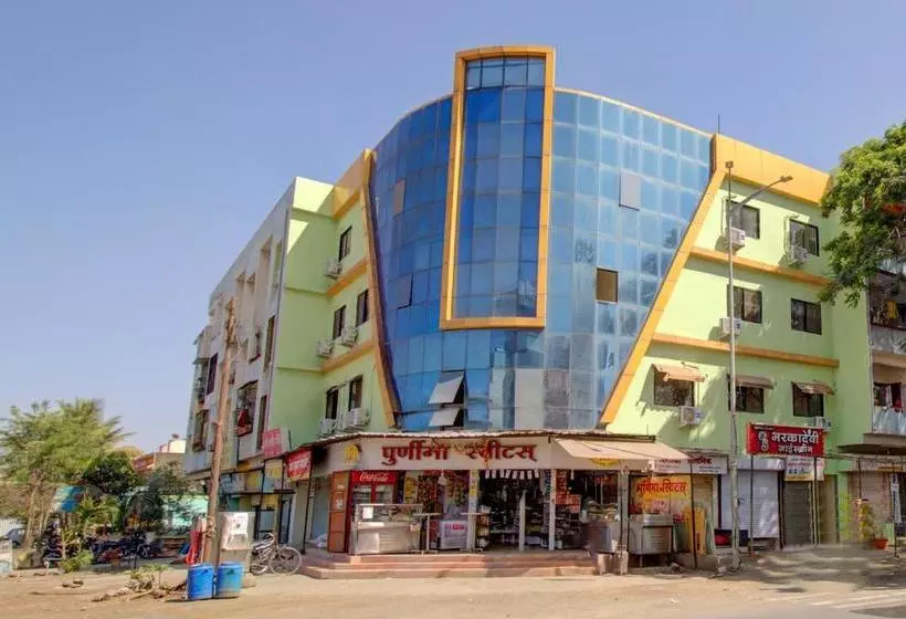 ホテル Oyo 70282 Soham Service Apartment