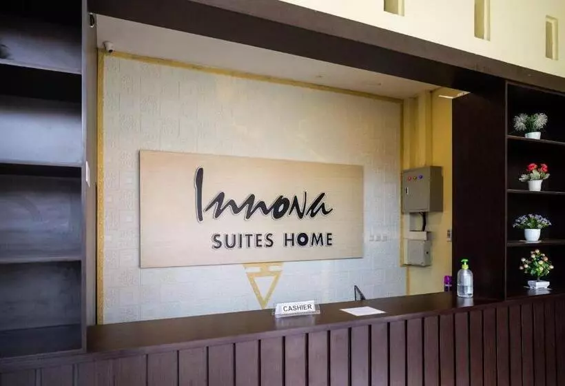 ホテル Reddoorz Near Taman Pantai Alam Indah Tegal