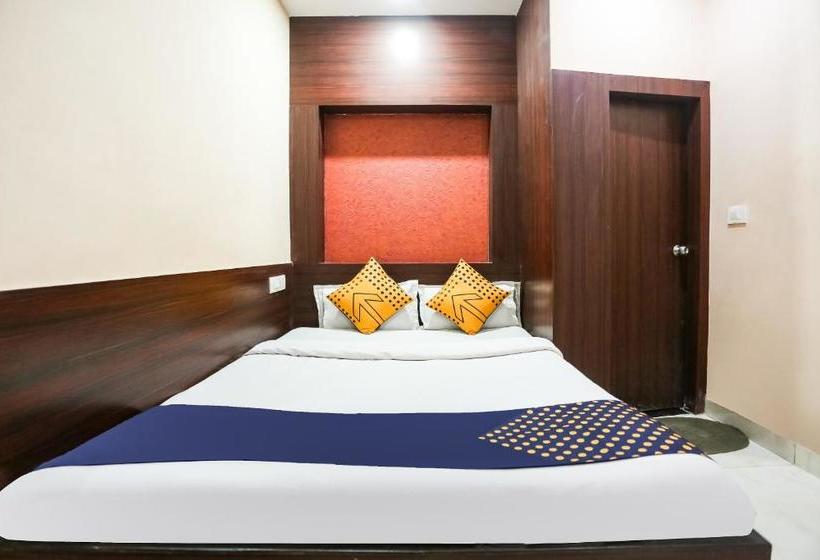 호텔 Spot On 71817  Paradise