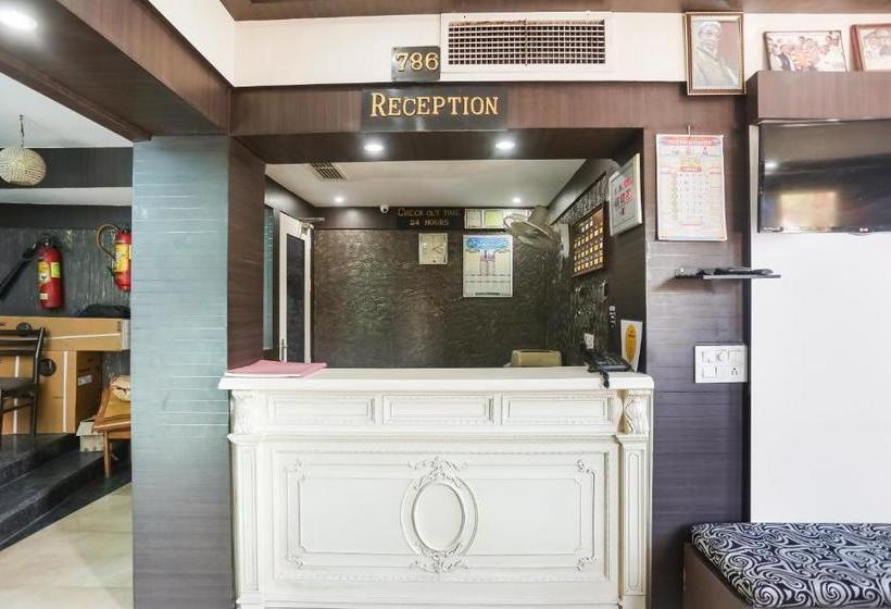 호텔 Spot On 71817  Paradise