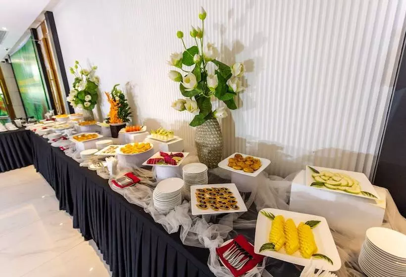 Hotel White Lotus Hue