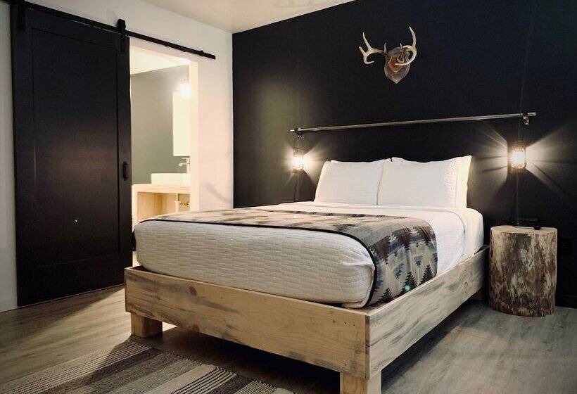 فندق على الطريق Outdoors Inn