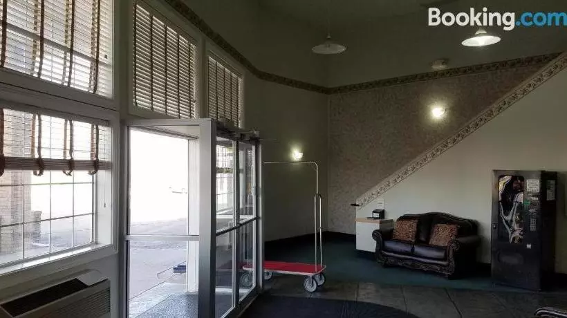 مُتل Simple Rewards Inn