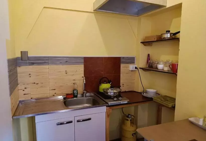 پانسیون Hostal Yurak