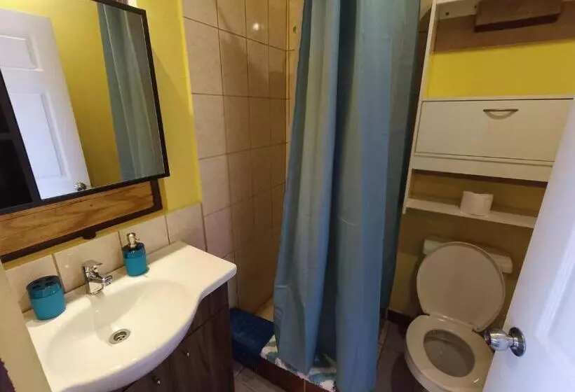 پانسیون Hostal Yurak